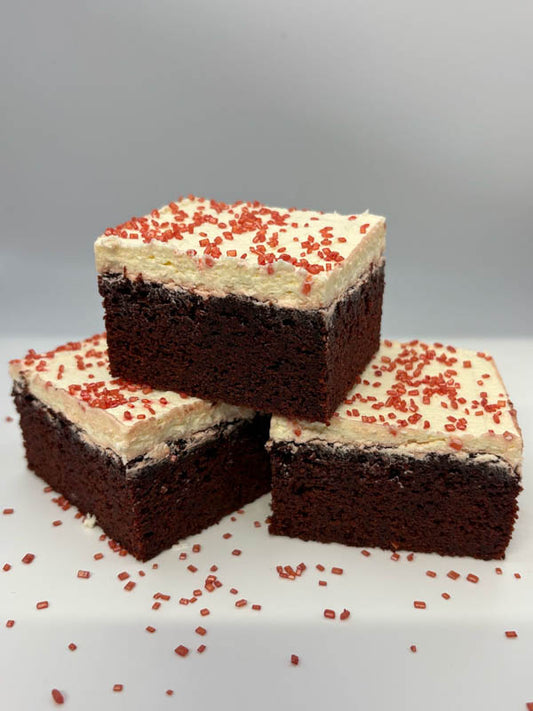 Red Velvet Cake Traybake